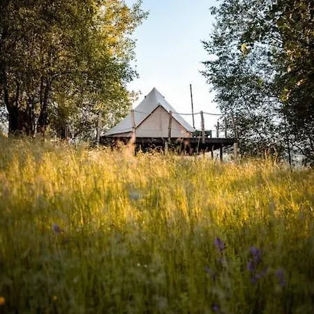 Yatu Ecological Glamping Luxury tent Drabsko